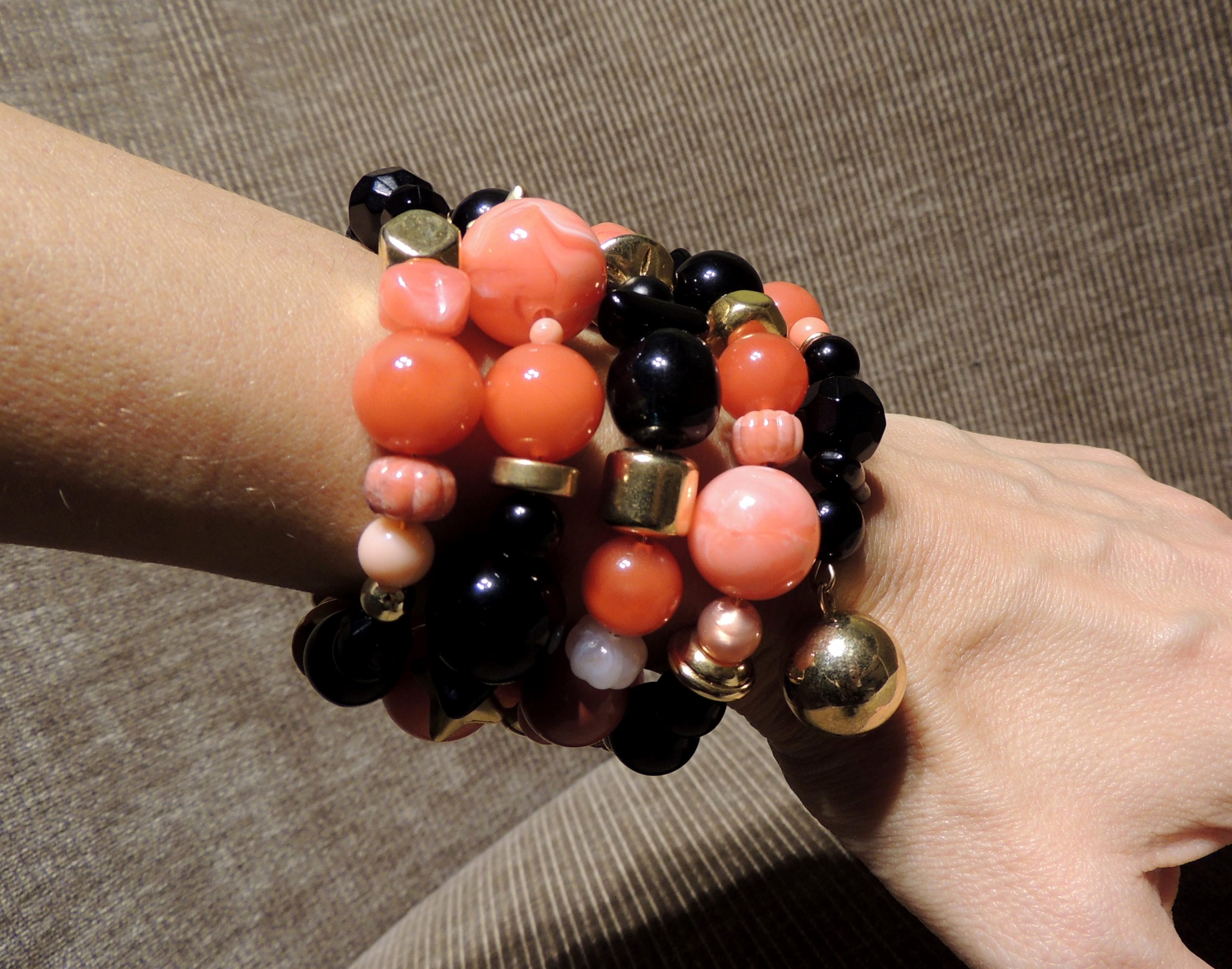 Bracciale spirale alto - 65) Corallo Rosa/Nero