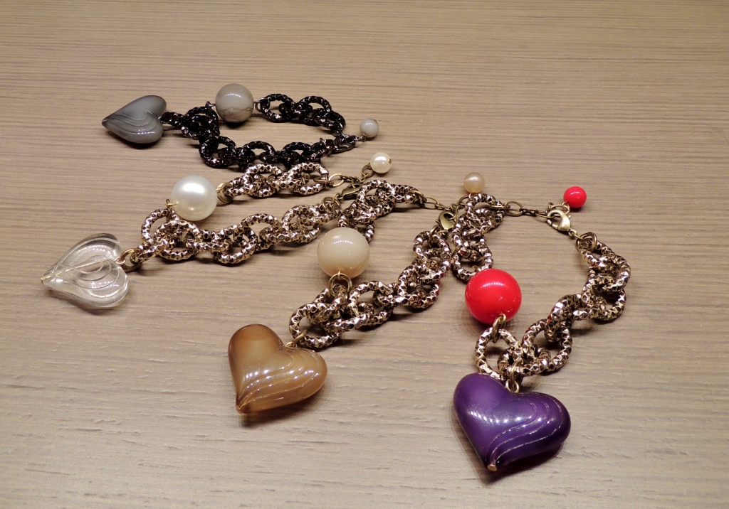 Bracciali "Enchained Heart" - scegli il tuo preferito!