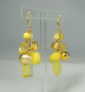 Orecchini "Jingling bunches" 3 maglie - giallo (vista laterale)