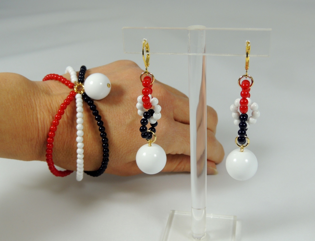 Parure Bracciale Spider ed Orecchini Catenella - bianco/rosso/blu