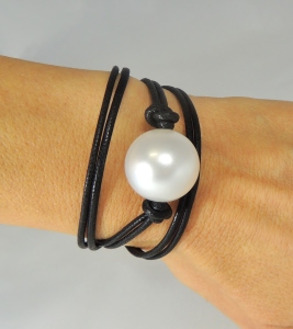 Bracciale maxi sfera perla - 01/P1) Nero/Perla Bianca