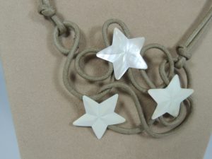 Collier "Stars" - 3 stelle (particolare)