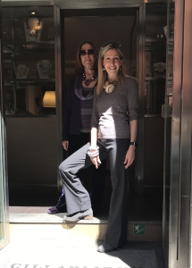 Cilla e Raffy presentano altre interpretazioni di bijoux primaverili, molto originali e d'effetto.