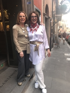 Anche Barbara ha partecipato a "I Venerdì da Cilla" di oggi, per lei splendide creazioni in corallo della collezione Haute Couture.