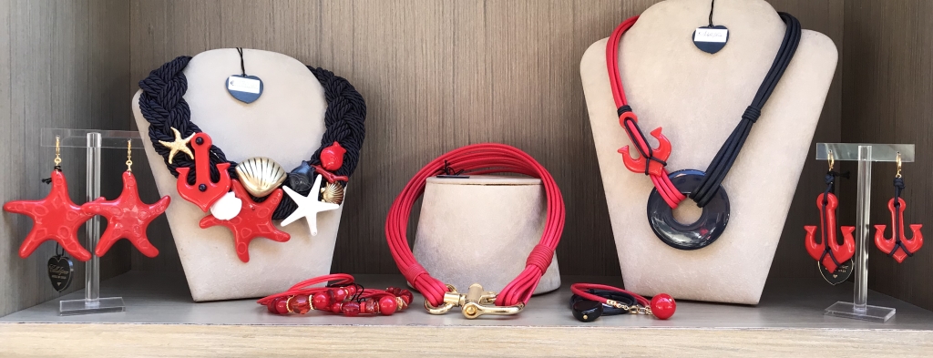 Una delle nostre vetrine "Navy Chic"