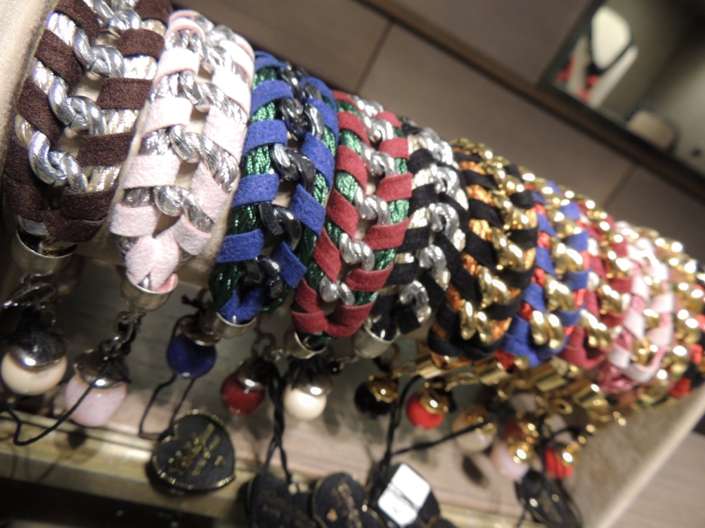 Bracciali catena e passamaneria 